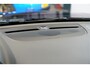 Volvo XC40 1.5 T5 193kW/262pk DCT7 Plug-in hybrid Plus Bright HARMAN/KARDON + NAPPALEDER + LANE ASSIST + NAVI SENSUS + CRUISE + STOEL-&STUURVERWARMING + LED KOPLAMPEN + CAMERA + EL.STOELVERSTELLING + KEYLESS ENTRY&GO + PD-GLASS + PARKSENSOREN + 18" LM-VELGEN!!