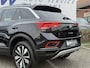 Volkswagen T-Roc 1.5 TSI Move | CarPlay | Camera | Cruise | LED | DAB+ | 17 inch