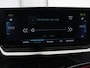 Peugeot e-2008 EV GT 50 kWh | Panoramadak | Stoelverwarming | Adaptive cruise | Leder/Alcantara | Carplay | 18'' | Camera | Navigatie | Dodehoek detectie