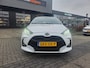 Mazda 2 Hybrid 1.5 Select | AUTOMAAT | Met o.a. head-up display, achteruitrijcamera, navigatie en AppleCarPlay/AndroidAuto