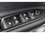 Jeep Avenger 1.2 e-Hybrid Summit Winter Pack Infotainment & Convenience Pack