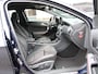 Mercedes-Benz A-klasse 180 Business Solution AMG Automaat NL-Auto/2e Eig./Camera/StoelVerw./Leer/Alcantara/Navi/PDC/Cruise