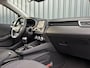 Renault Clio 1.0T 100pk Intens | Climate control | Navigatie by app | Lm velgen | Parkeersensoren | Cruise control | LED koplampen