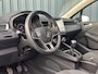 Renault Clio 1.0T 100pk Intens | Climate control | Navigatie by app | Lm velgen | Parkeersensoren | Cruise control | LED koplampen