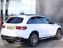Mercedes-Benz GLC 300e 4MATIC AMG line | Panoramadak | Burmester | Trekhaak | Dodehoekassistent | Navigatie | 360 camera | Automaat