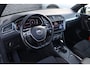 Volkswagen Tiguan Allspace 1.5 TSI Highline Business R * Automaat * Pano * Stoelverwarming * Navi * Camera * Massage *
