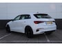 Audi A3 Sportback 30 TFSI Business edition *LED Koplampen * Navigatie* Clima Allseason * Black Pack *