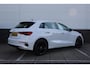 Audi A3 Sportback 30 TFSI Business edition *LED Koplampen * Navigatie* Clima Allseason * Black Pack *