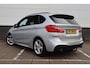 BMW 2-Serie Active Tourer 220i High Executive * M-Sport * Automaat * Sportstoelen * UNIEKE KM STAND * Afn. Trekhaak *