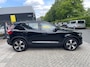 Volvo XC40 Recharge Plus Dark | Trekhaak | BLIS | Stoel + Stuurverwarming | Keyless Entry - Start | Elektrische achterklep |