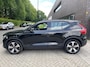 Volvo XC40 Recharge Plus Dark | Trekhaak | BLIS | Stoel + Stuurverwarming | Keyless Entry - Start | Elektrische achterklep |