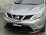 Nissan Qashqai 1.2 N-Connecta | Panoramadak | Trekhaak | 360° Camera | Navigatie |