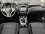 Nissan Qashqai 1.2 N-Connecta | Panoramadak | Trekhaak | 360° Camera | Navigatie |