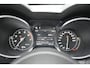 Alfa Romeo Stelvio 2.0 T AWD B-Tech / Harman Kardon / Panoramadak / Memory / 280 PK / Dealer onderhouden