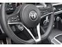 Alfa Romeo Stelvio 2.0 T AWD B-Tech / Harman Kardon / Panoramadak / Memory / 280 PK / Dealer onderhouden