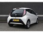 Toyota Aygo 1.0 VVT-i x-nav / Carplay / Camera / Navi / 1e eigenaar