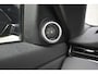Land Rover Range Rover Evoque 1.5 P300e AWD R-Dynamic SE / Panoramadak / Elek stoelen / Meridian / Camera