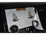 Land Rover Range Rover Velar 2.0 P400e R-Dynamic SE / Pano / Black Pack / Stoelverwarming / Leder / 20" LMW