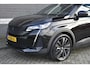 Peugeot 5008 1.6 PureTech GT Pack Business / Pano / 7 persoons / Focal / 360 Camera / Trekhaak / 19 "Velgen
