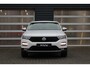 Volkswagen T-Roc 1.0 TSI 115pk Style Business | Trekhaak | Navigatie & Apple Carplay | Stoelverwarming
