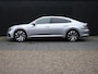 Volkswagen Arteon 1.4 TSI eHybrid R-Line Business+ | PANO-DAK | TREKHAAK | CAMERA | HEAD-UP | STOEL/STUURVERW. | APPLE CARPLAY |