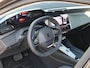Peugeot 408 1.2 PureTech Allure Pack 130 EAT8 / Camera / Keyless Entry / Apple CarPlay