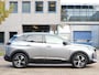 Peugeot 3008 1.6 HYbrid4 300 GT / Alcantara / Keyless / Camera / SOH 98%