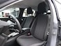 Peugeot e-208 EV Active Pack 50 kWh / Stoelverwarming / Sensoren / Navigatie