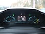 Peugeot e-208 EV Active Pack 50 kWh / Stoelverwarming / Sensoren / Navigatie