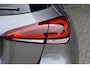 Mercedes-Benz A-klasse 250 e Business Solution AMG Limited / Pano / Sfeerverlichting / Widescreen / Stoelverwarming / 19"