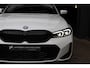 BMW 3-Serie Touring 320e xDrive PHEV SOH 100% M Sport Stoelverwarming Parking Pack Adaptief LED