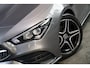 Mercedes-Benz CLA Shooting Brake 180 Business Solution AMG / Stoelverwarming / Sfeerverlichting / Widescreen