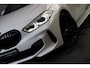 BMW 1-Serie 118i High Executive / M-Sport / Automaat / Stuur+Stoelverwarming / Trekhaak / Navigatie