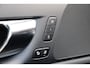 Volvo V60 2.0 T6 Recharge AWD R-Design / Head-up / Stoel + Stuurverwarming / Leder Elektrische stoelen / Memory / Trekhaak