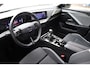 Opel Astra 1.2 Business Edition Navigatie Apple CarPlay Stoelverwarming Achteruitrijcamera
