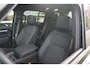 Land Rover Defender 110 2.0 P300e 110 X-Dynamic SE | Voorstoelen verwarmd | Meridian | Schuif/Kantel dak |