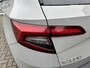 Skoda Karoq 1.5 TSI 150pk Ambition Clever DSG Navigatie / Parkeersensoren / Wireless app-connect / Stoelverwarming V&A /