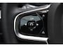 Volvo XC60 2.0 T6 Plug-in hybrid AWD Plus Black Edition Panoramadak | Adaptieve Cruise Control | Harman Kardon | Apple Carplay/Android Auto | Achterbank verwarmd