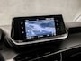 Peugeot 208 1.2 PureTech Sport Automaat (APPLE CARPLAY, GROOT NAVI, PARKEERSENSOREN, SPORTSTOELEN, LED KOPLAMPEN, CRUISE, DAB+, NIEUWSTAAT)