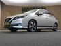 Nissan Leaf N-Connecta 40 kWh SOH 92,2%!! - ORIGINEEL NEDERLANDSE AUTO - PARKEERSENSOREN VOOR EN ACHTER - HOMMEL ONDERHOUDEN - DODEHOEKDETECTIE - STUUR EN STOEL VERWARMING - KEYLESS ENRTY & START - 360 GRADEN CAMERA