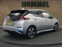Nissan Leaf N-Connecta 40 kWh SOH 92,2%!! - ORIGINEEL NEDERLANDSE AUTO - PARKEERSENSOREN VOOR EN ACHTER - HOMMEL ONDERHOUDEN - DODEHOEKDETECTIE - STUUR EN STOEL VERWARMING - KEYLESS ENRTY & START - 360 GRADEN CAMERA