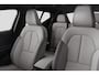 Volvo EX40 Single Motor Extended Range Ultra 82 kWh | 17% Bijtelling | 20″ 5-Spaaks Black Diamond Cut | Verwarmbare buitenste zitplaatsen tweede zitrij | Warmtepomp | Stuurverwarming | Verwarmbare voorstoelen |