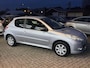Peugeot 206+ 1.4 XS NL AUTO NAP! Airco l Cruise control l Elek pakket l LED l AUDIO! Boekjes aanwezig l 2 sleutels!