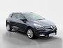 Renault Clio Estate 90PK TCe Limited | Navi | Airco | Lichtmetalen Velgen | Cruise Control | Parkeersensoren | Armsteun | Privacy Glass | Bluetooth | USB |