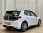 Volkswagen ID.3 Life 58 kWh *204 PK* Stoel/Stuurverwarming / Apple Carplay / Adaptive Cruise / LED / PDC / Ambiance Lighting / Org.NL!