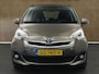 Toyota Verso-S 1.3 VVT-i Trend - ORIGINEEL NEDERLANDSE AUTO - AFNEEMBARE TOYOTA TREKHAAK - TREKGEWICHT 800 KG - AFKOMSTIG VAN 2E EIGENAAR - NAVIGATIE - BLUETOOTH - PANORAMADAK - CAMERA - ARMSTEUN VOOR - CLIMATE CONTROL - PARKEERSENSOREN VOOR - COMPLETE ONDERHOUDSHISTORIE AANWEZIG