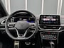 Volkswagen T-Roc 1.5TSI 150pk DSG R-Line Business+ | Pano | Trekhaak