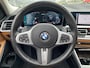 BMW 3-Serie 330e xDrive High Executive / 292 Pk / Automaat / Vol-Leder / Open/panodak / Laser Koplampen / Digitaal Dashboard / Head-Up Display / Adaptieve Cruise-Control / Elektrische bestuurderstoel met geheugen / Stuur+Stoelverwarming / Rondom Camera's / Shadow Line / Apple-Carplay&Android-Auto / DAB / Navi / Keyless / ELKTR Achterklep / PDC / LMV 18'' / ENZ.