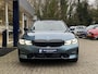 BMW 3-Serie 330e xDrive High Executive / 292 Pk / Automaat / Vol-Leder / Open/panodak / Laser Koplampen / Digitaal Dashboard / Head-Up Display / Adaptieve Cruise-Control / Elektrische bestuurderstoel met geheugen / Stuur+Stoelverwarming / Rondom Camera's / Shadow Line / Apple-Carplay&Android-Auto / DAB / Navi / Keyless / ELKTR Achterklep / PDC / LMV 18'' / ENZ.