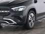 Mercedes-Benz GLA 250 e Plug-In Hybride Trekhaak | Sfeerverlichting | Apple CarPlay | Led Koplampen | Easy-Pack Achterklep | Stuur en Stoelverwarming. Inclusief 24 maanden MB Certified garantie voor Europa.